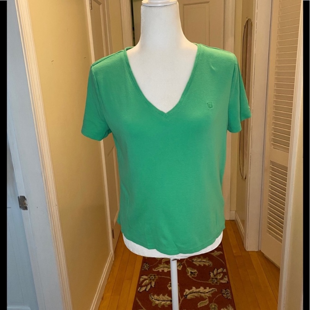 Chaps v neck tee A26
